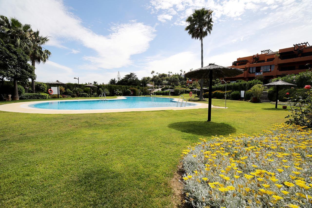 Jardines De Nueva Galera Cozy Penthouse Estepona Exterior foto