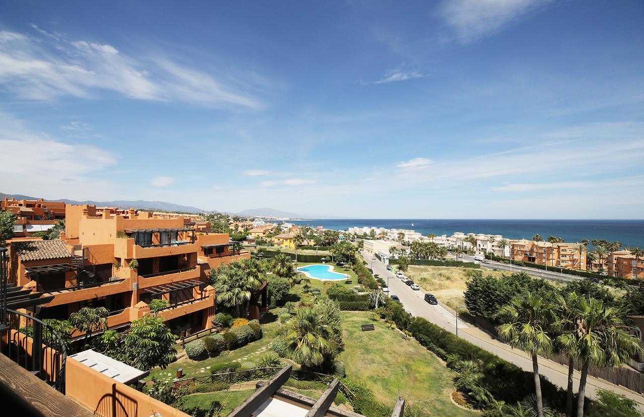 Jardines De Nueva Galera Cozy Penthouse Estepona Exterior foto